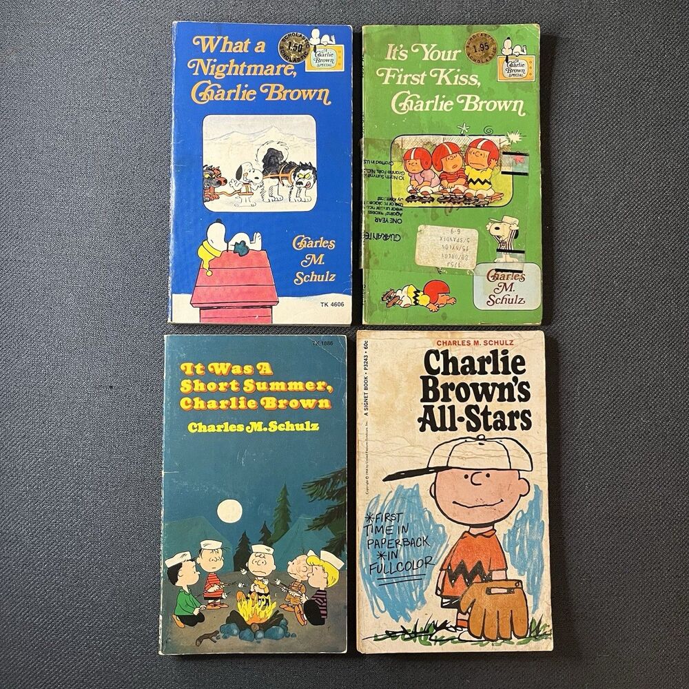 Vintage Peanuts 4 Paperback Books Charles M. Schulz 1960s 1970s - Reading Copies